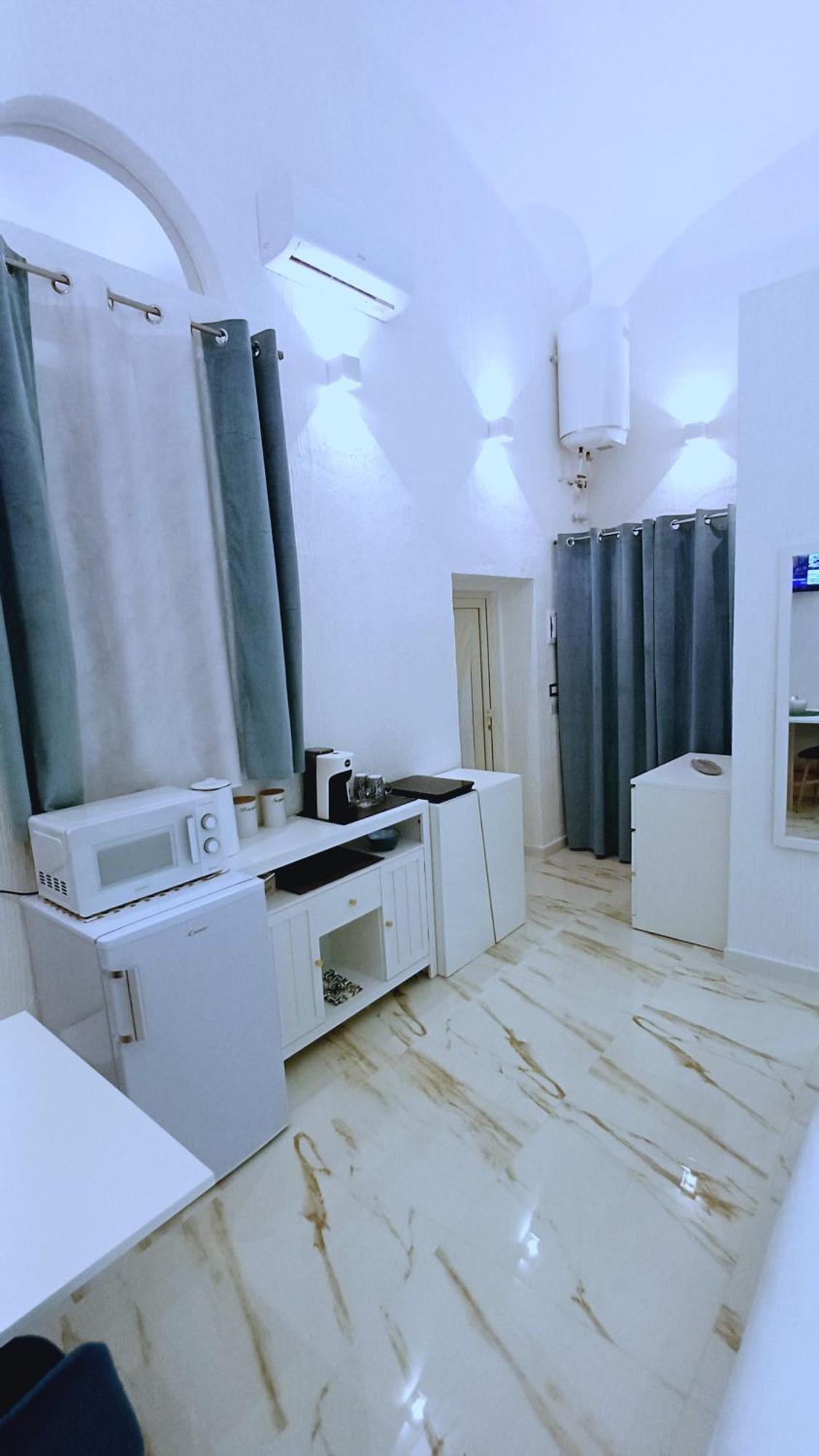 Elegance Room 03 バーリ エクステリア 写真